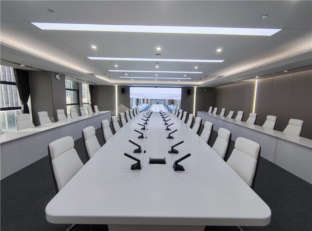 報告廳聲學(xué)設(shè)計中“吸音”和“擴聲”哪個更重要？