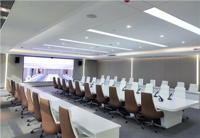 優(yōu)化會(huì)議擴(kuò)聲系統(tǒng)：解決回聲、雜音，提升會(huì)議效率的關(guān)鍵